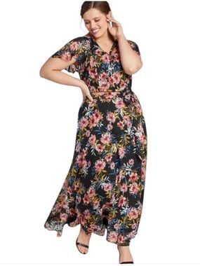Lane Bryant Plus Size Maxi Dress in Black with Elegant Floral Design